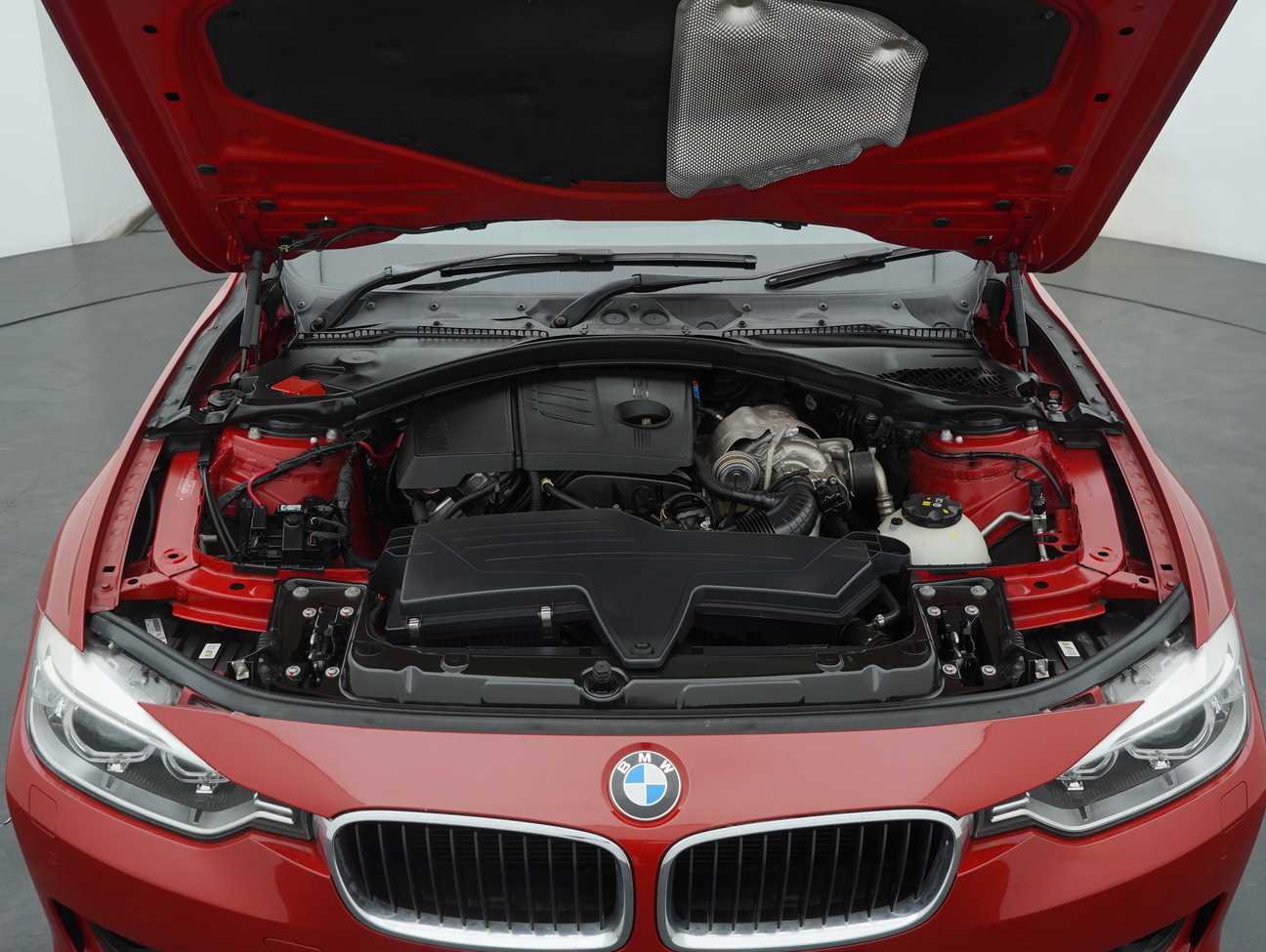 used 2013 BMW 316i  1.6