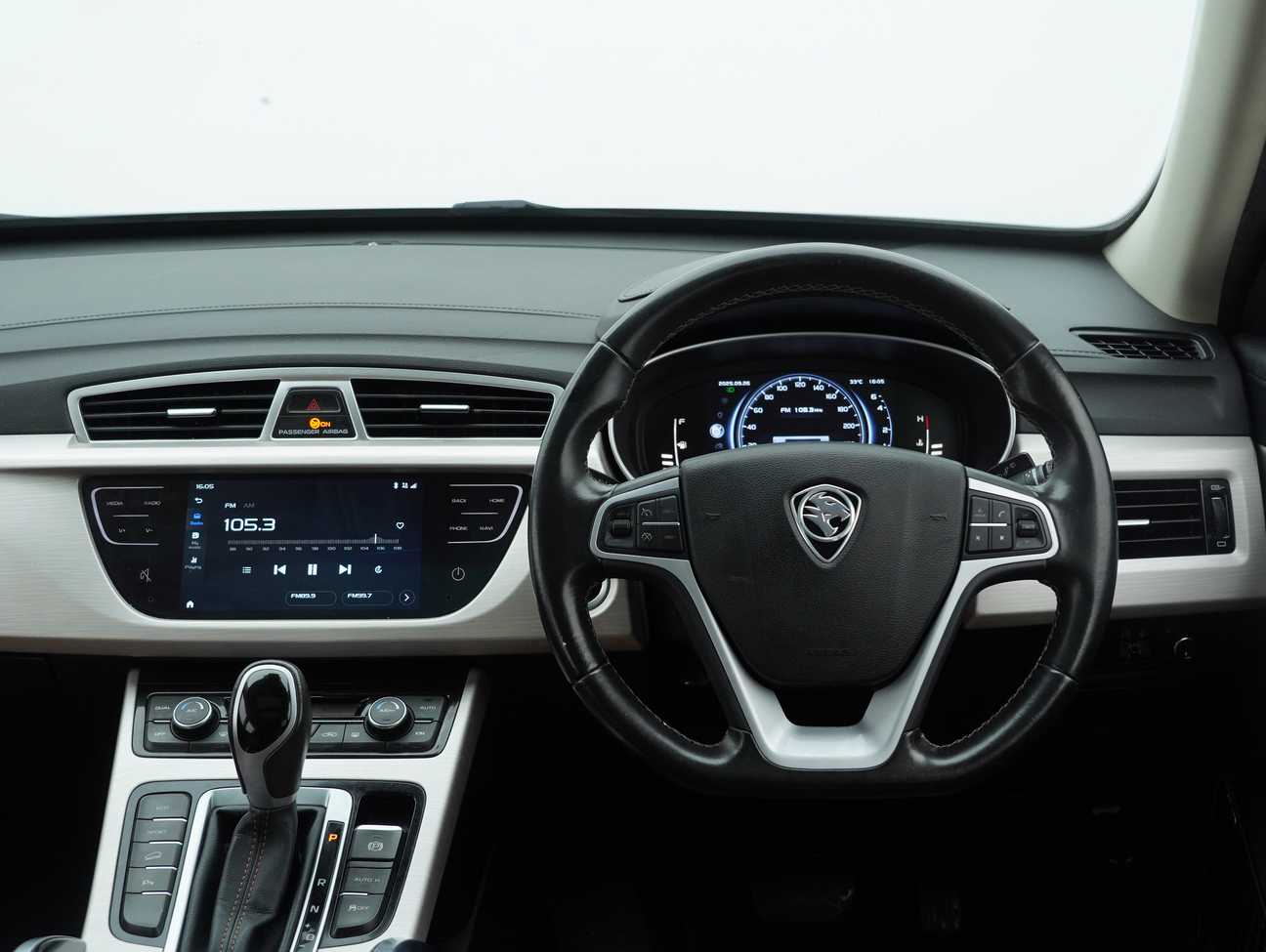 used 2019 Proton X70 Premium 1.8