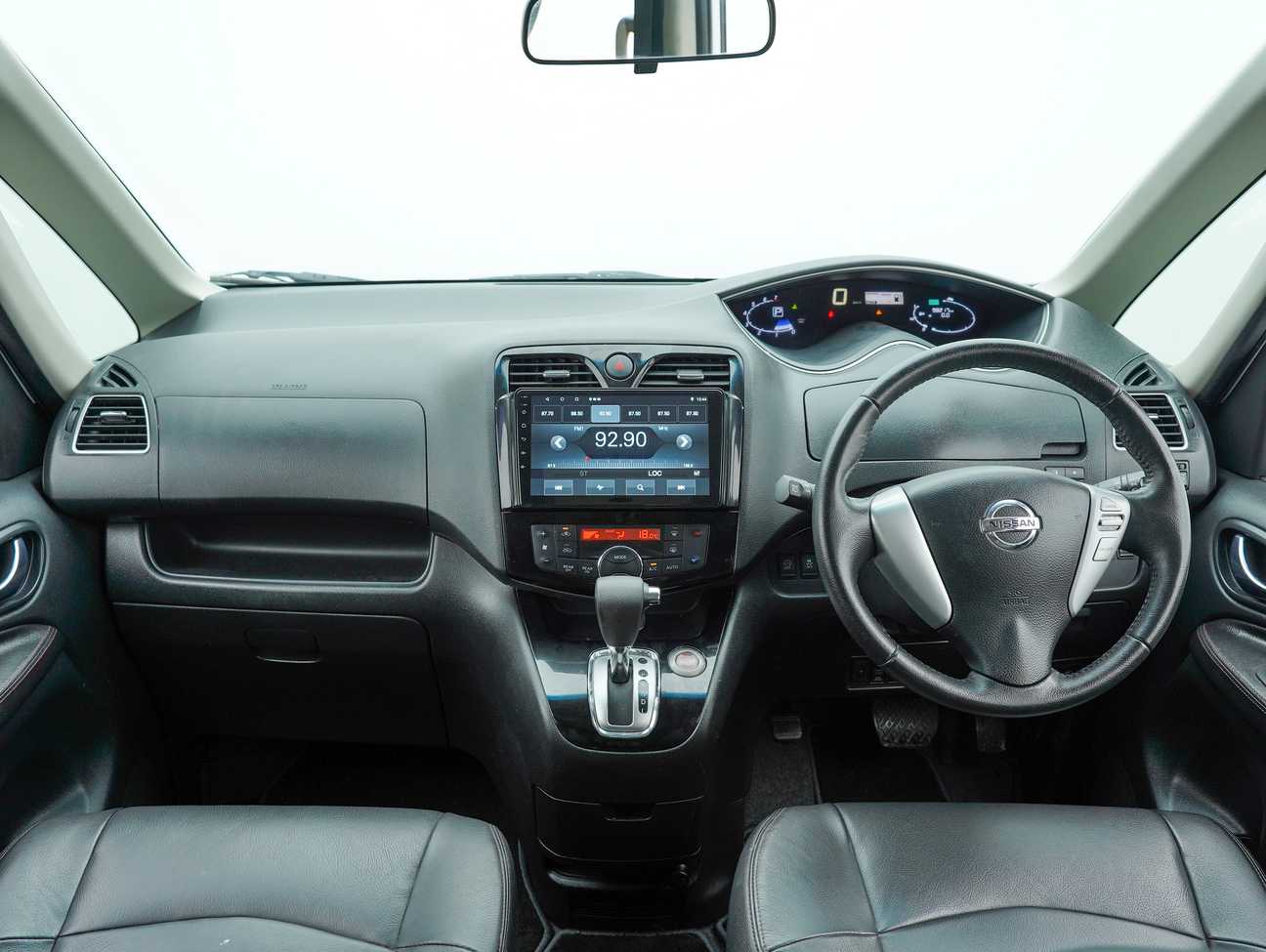 used 2017 Nissan Serena S-Hybrid High-Way Star 2.0