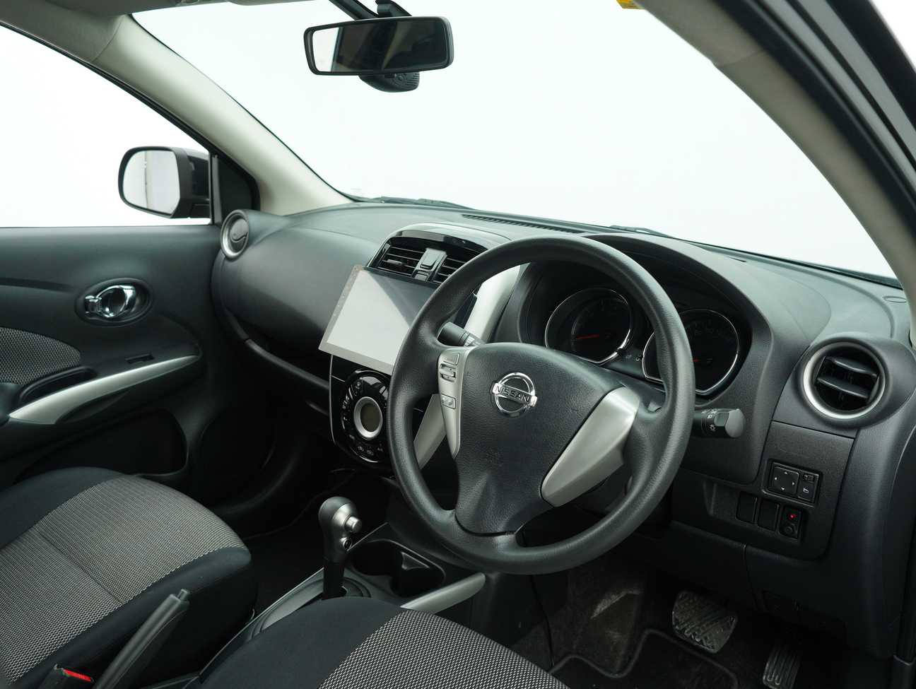 terpakai 2018 Nissan Almera VL 1.5