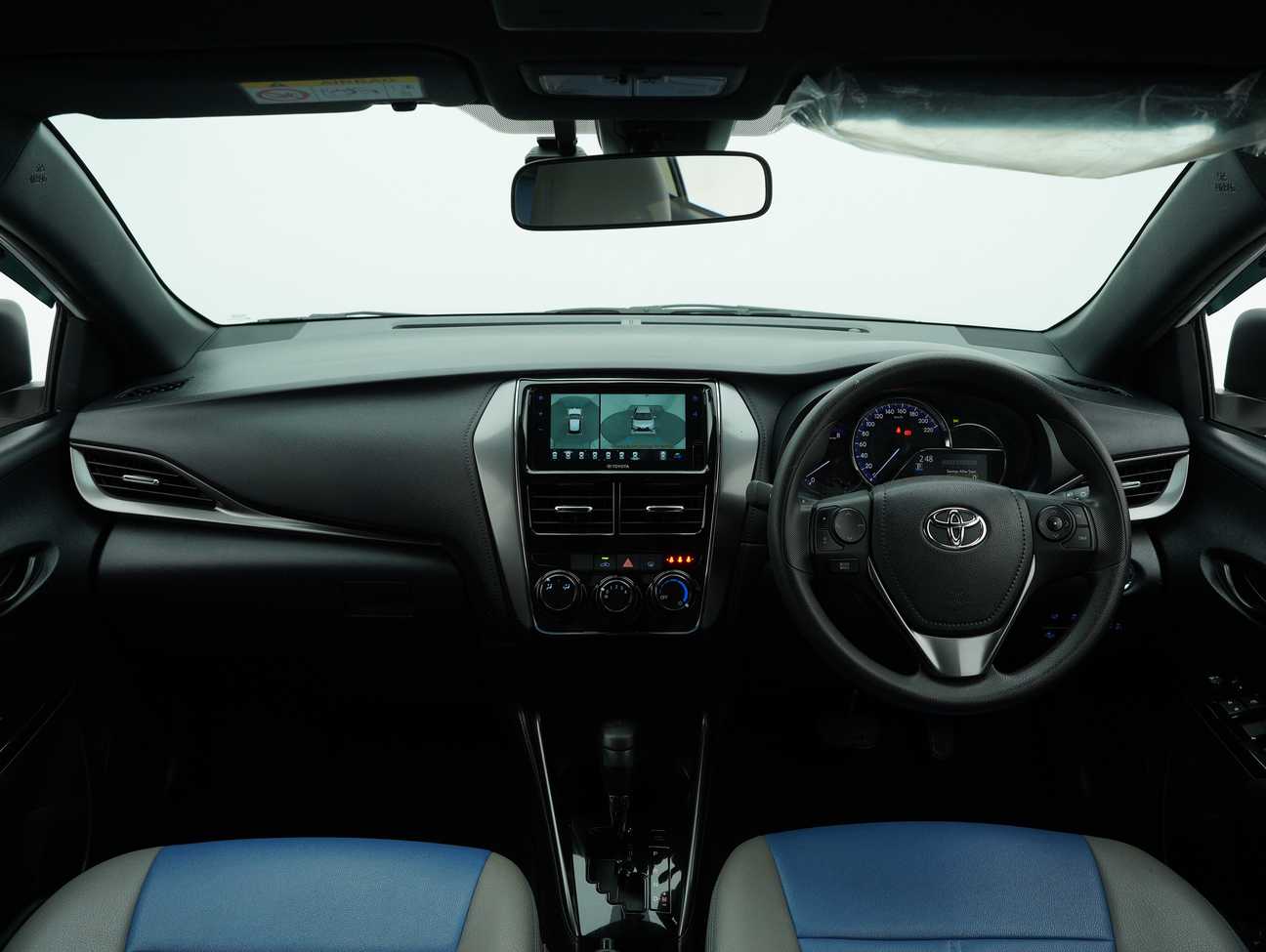 used 2022 Toyota Yaris E 1.5