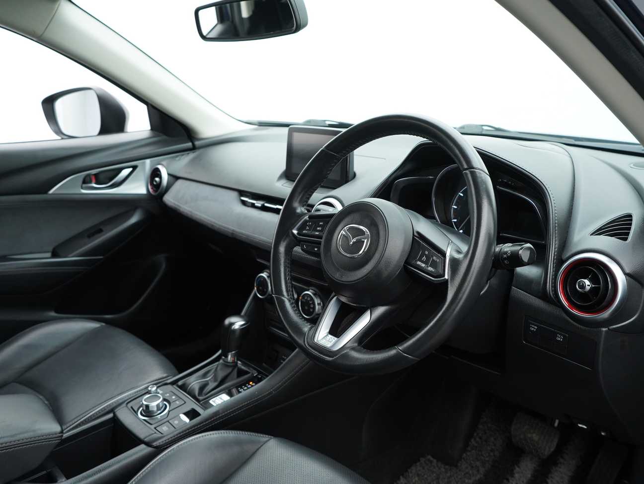 terpakai 2018 Mazda CX-3 SKYACTIV-G GVC 2.0