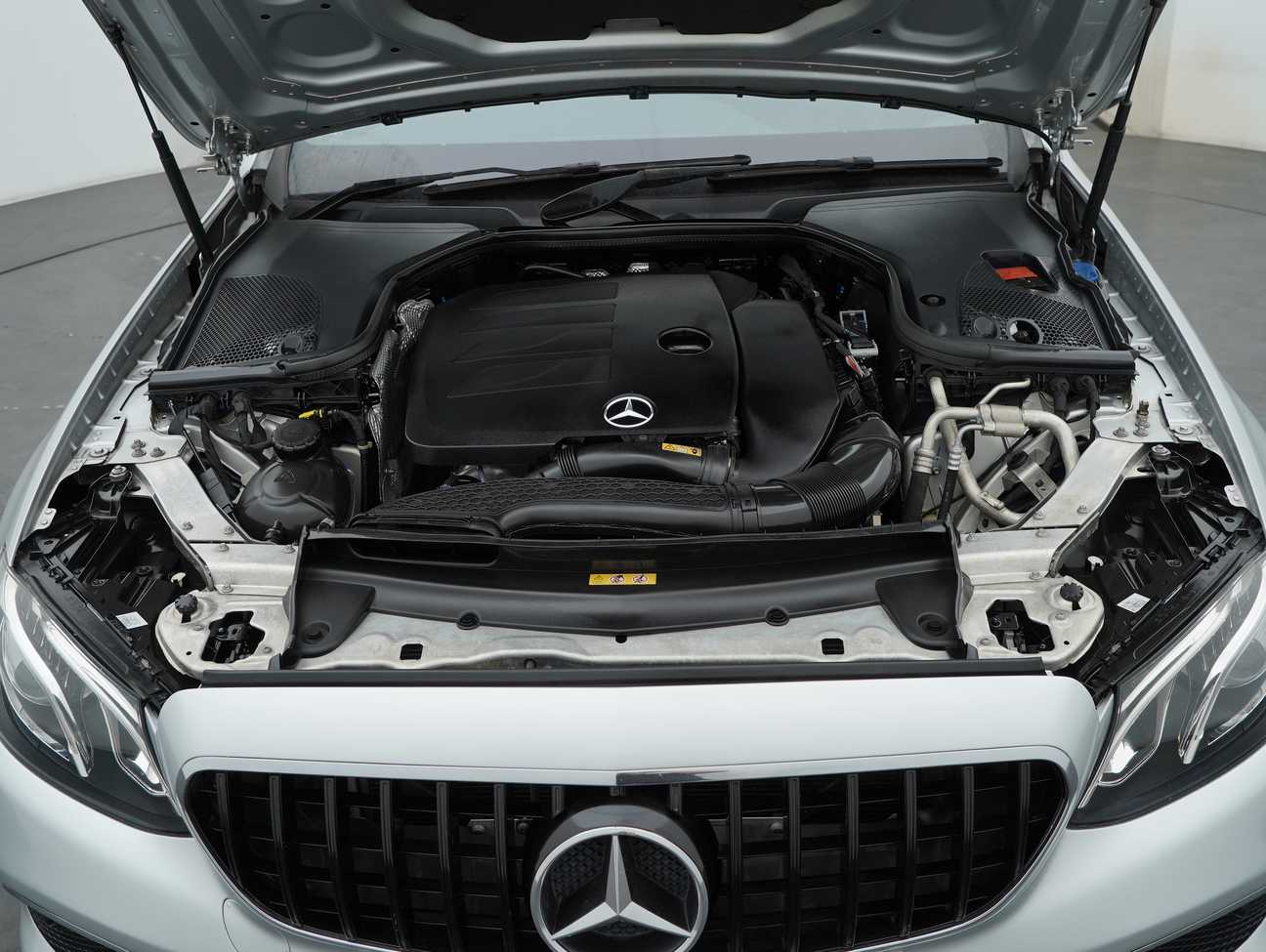 used 2020 Mercedes-Benz E200 Avantgarde 2.0