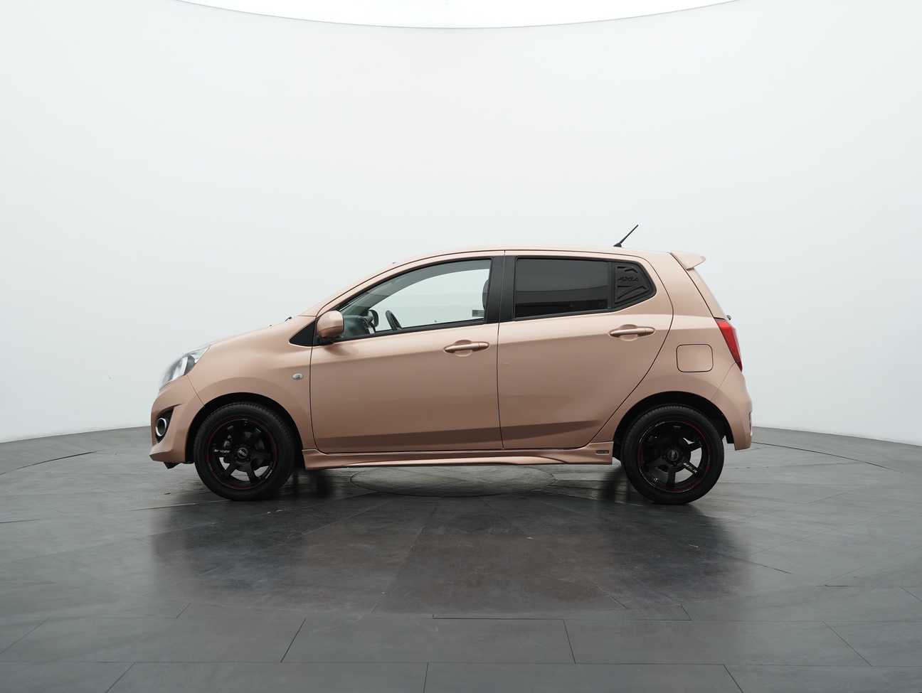 terpakai 2016 Perodua AXIA G 1.0