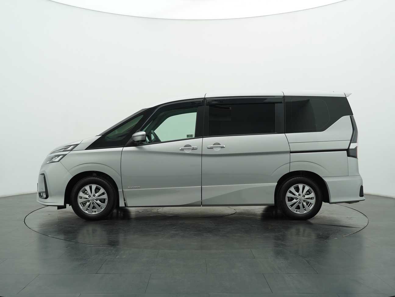 terpakai 2024 Nissan Serena S-Hybrid High-Way Star 2.0