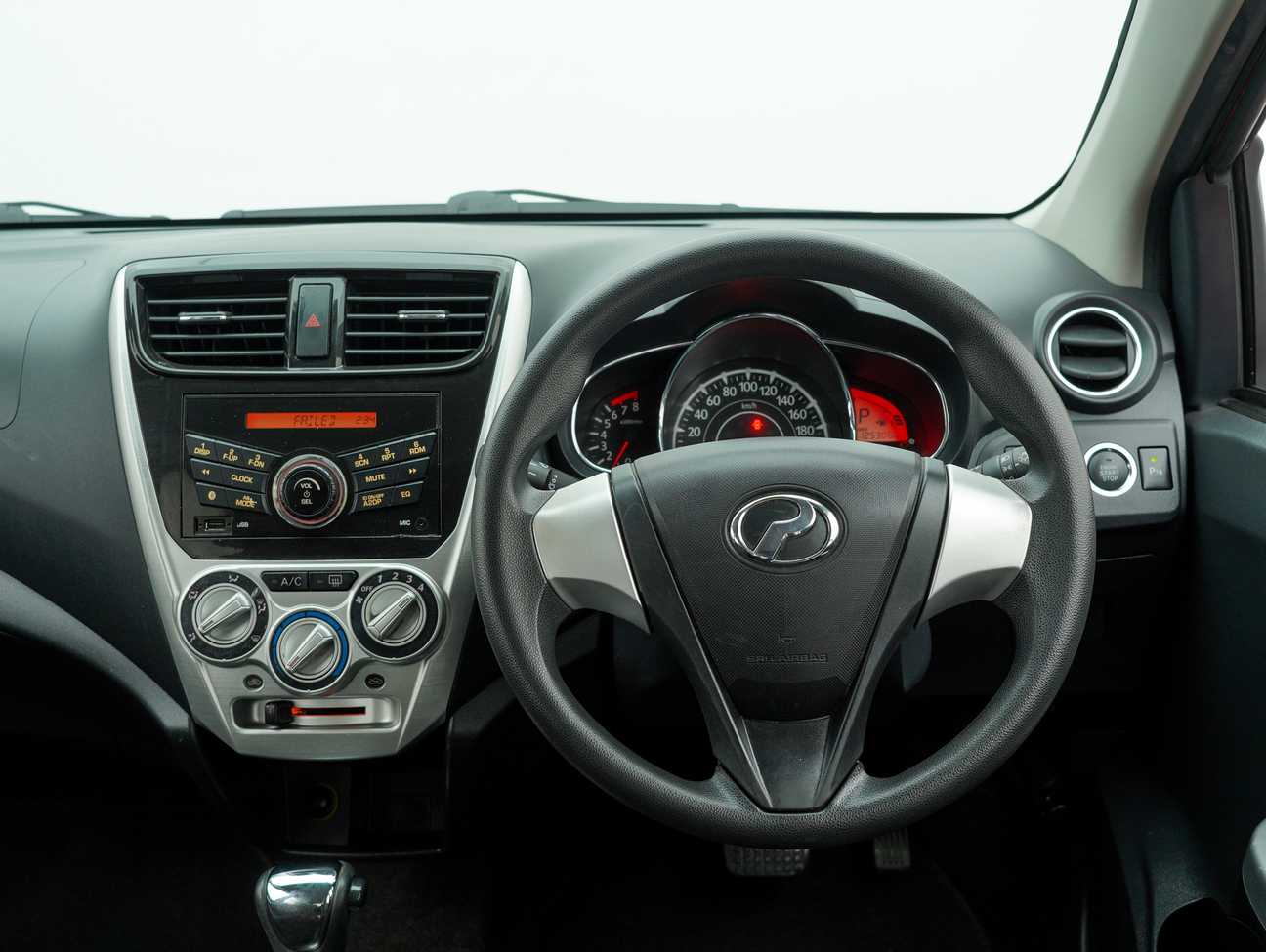 terpakai 2018 Perodua AXIA SE 1.0