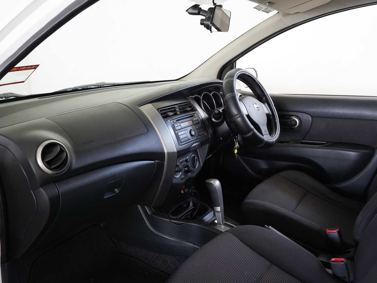 used 2013 Nissan Livina X-Gear  1.6