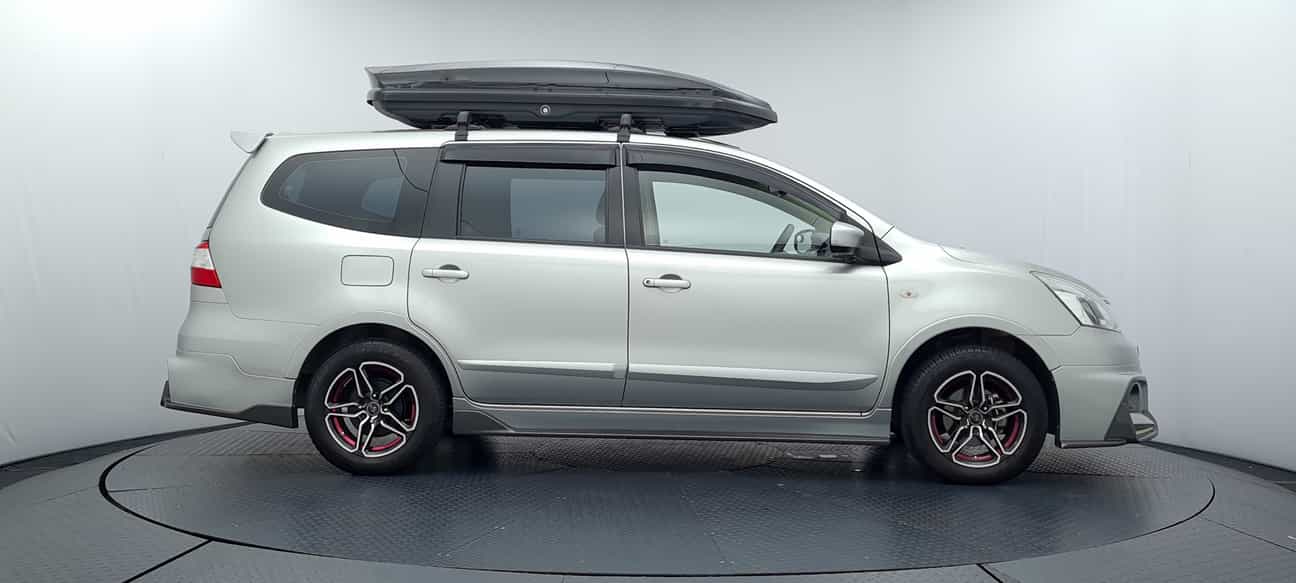 terpakai 2017 Nissan GRAND LIVINA CLASSIC/COMFORT 1.6