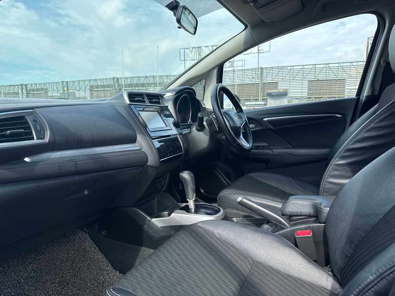 used 2018 Honda Jazz V 1.5