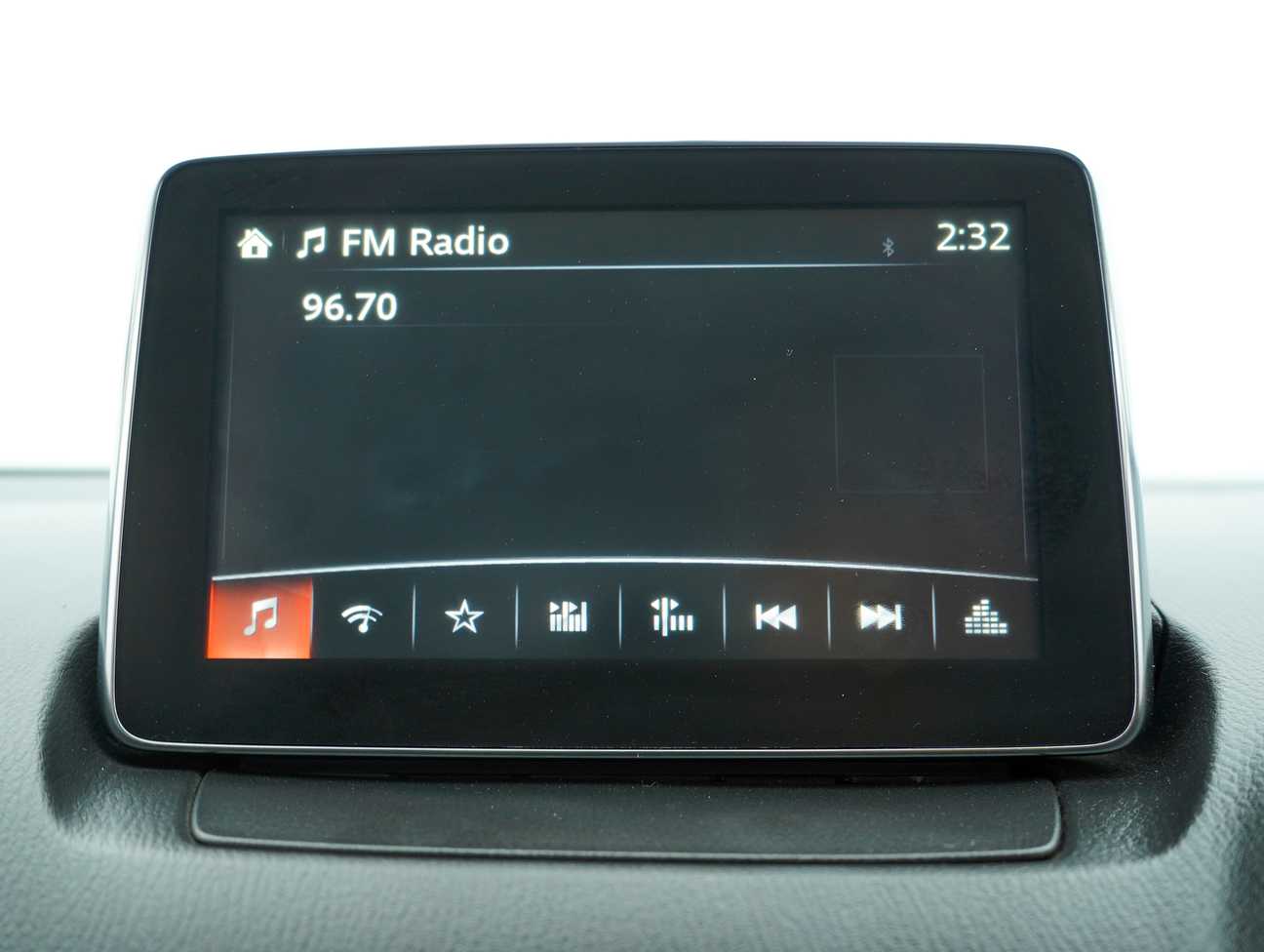 terpakai 2017 Mazda 2 HATCHBACK SKYACTIV 1.5