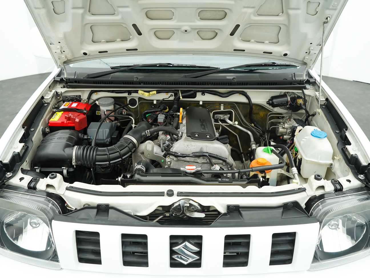 terpakai 2013 Suzuki Jimny JLX 1.3