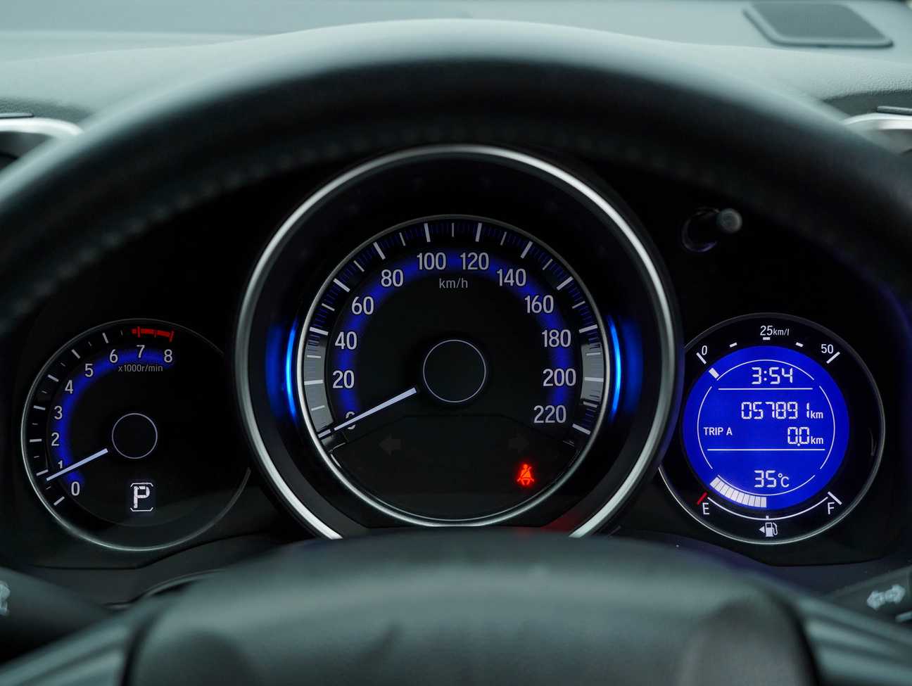 used 2016 Honda Jazz V 1.5