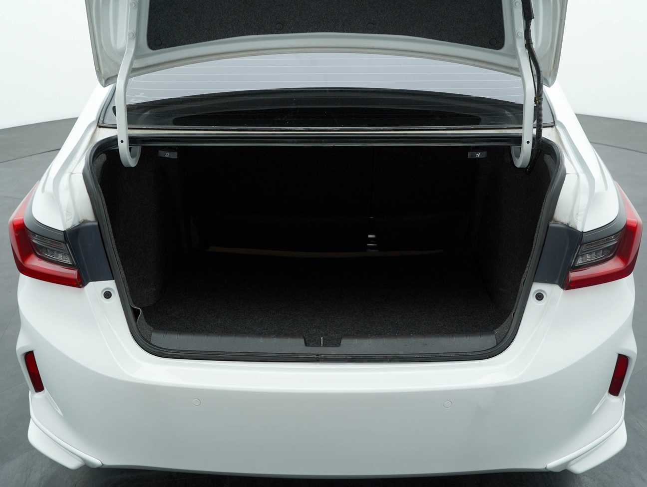 used 2021 Honda City V i-VTEC 1.5
