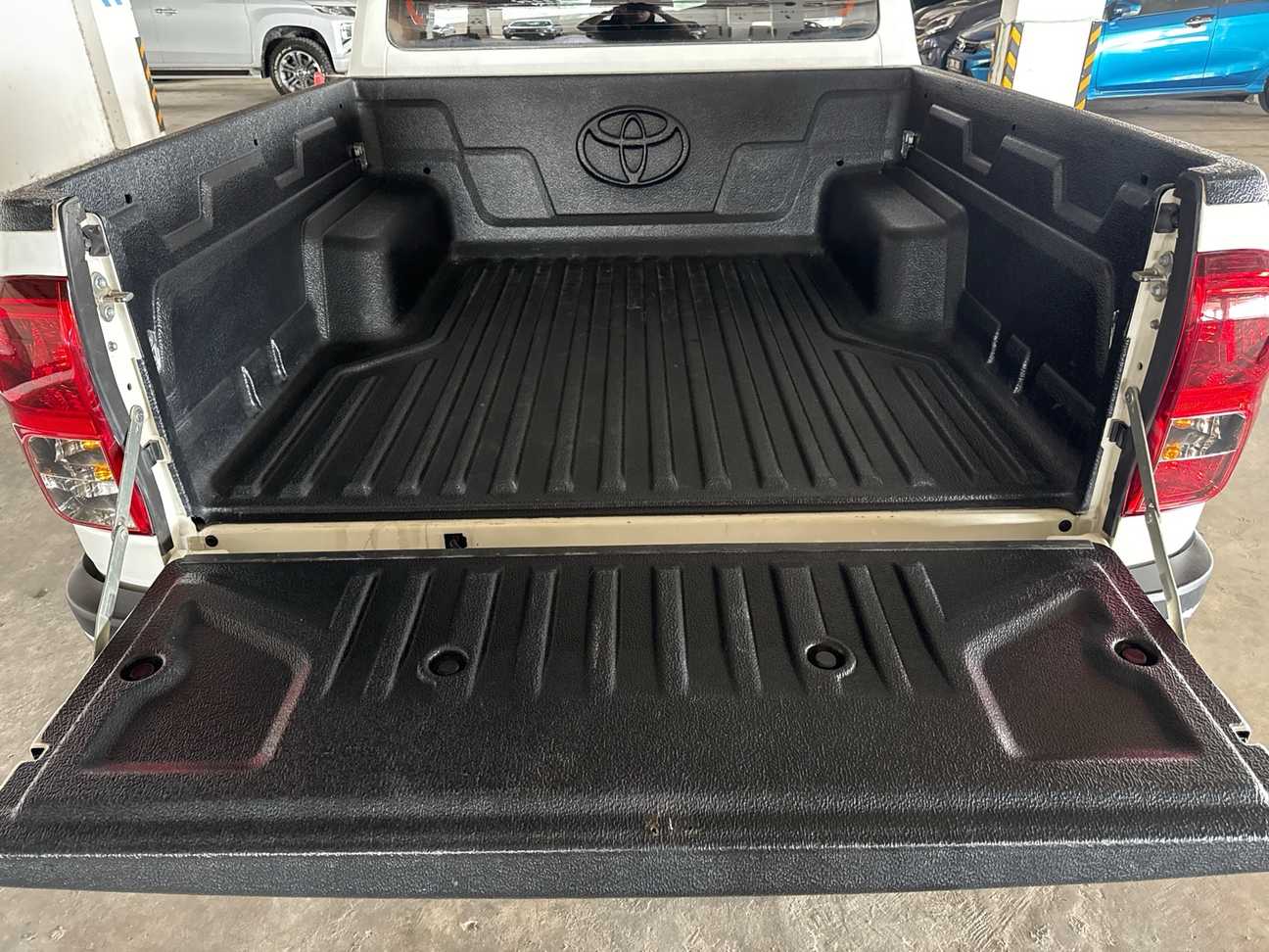 used 2016 Toyota Hilux G Dual Cab 2.8