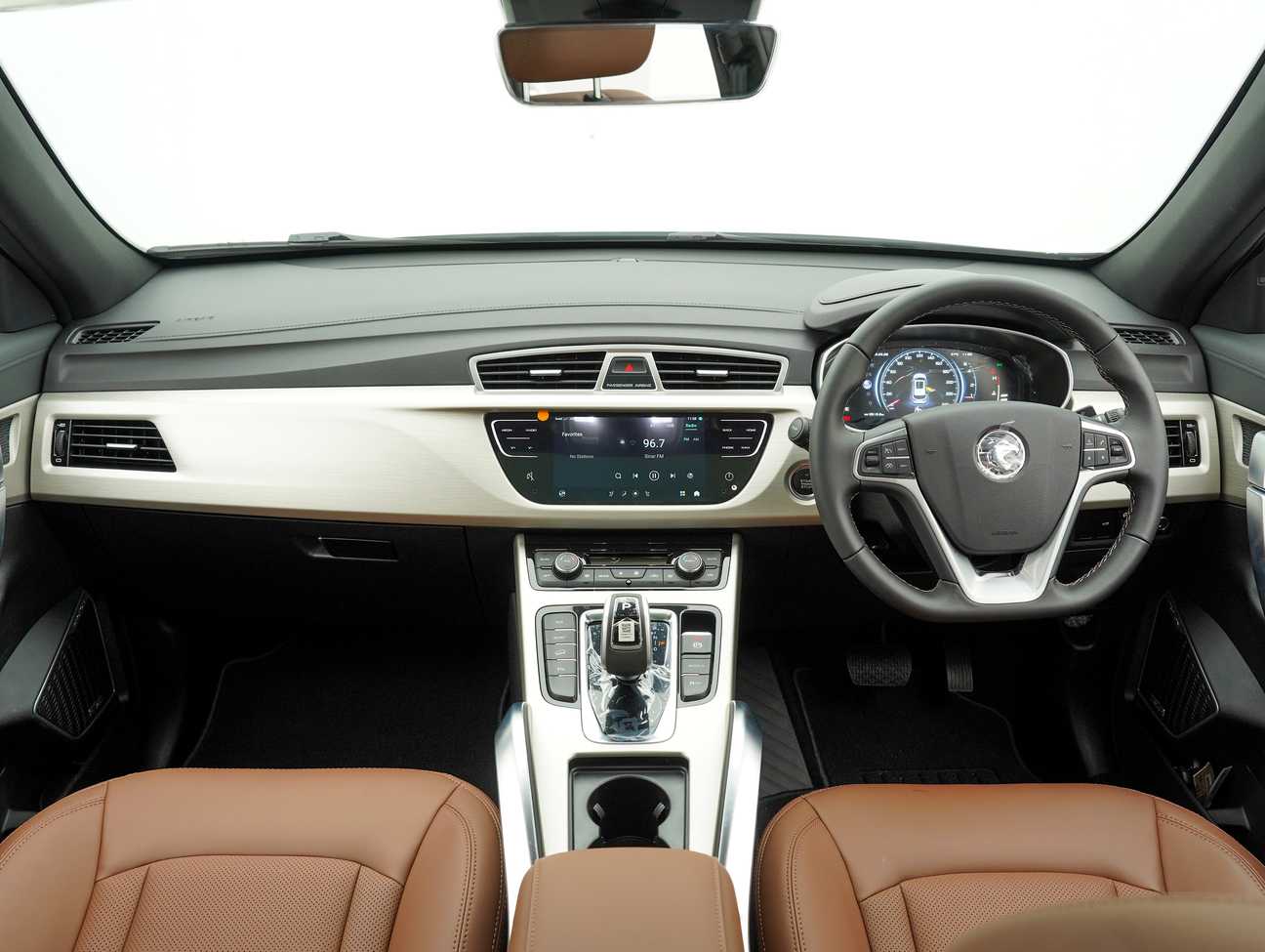 used 2023 Proton X70 Premium 1.8