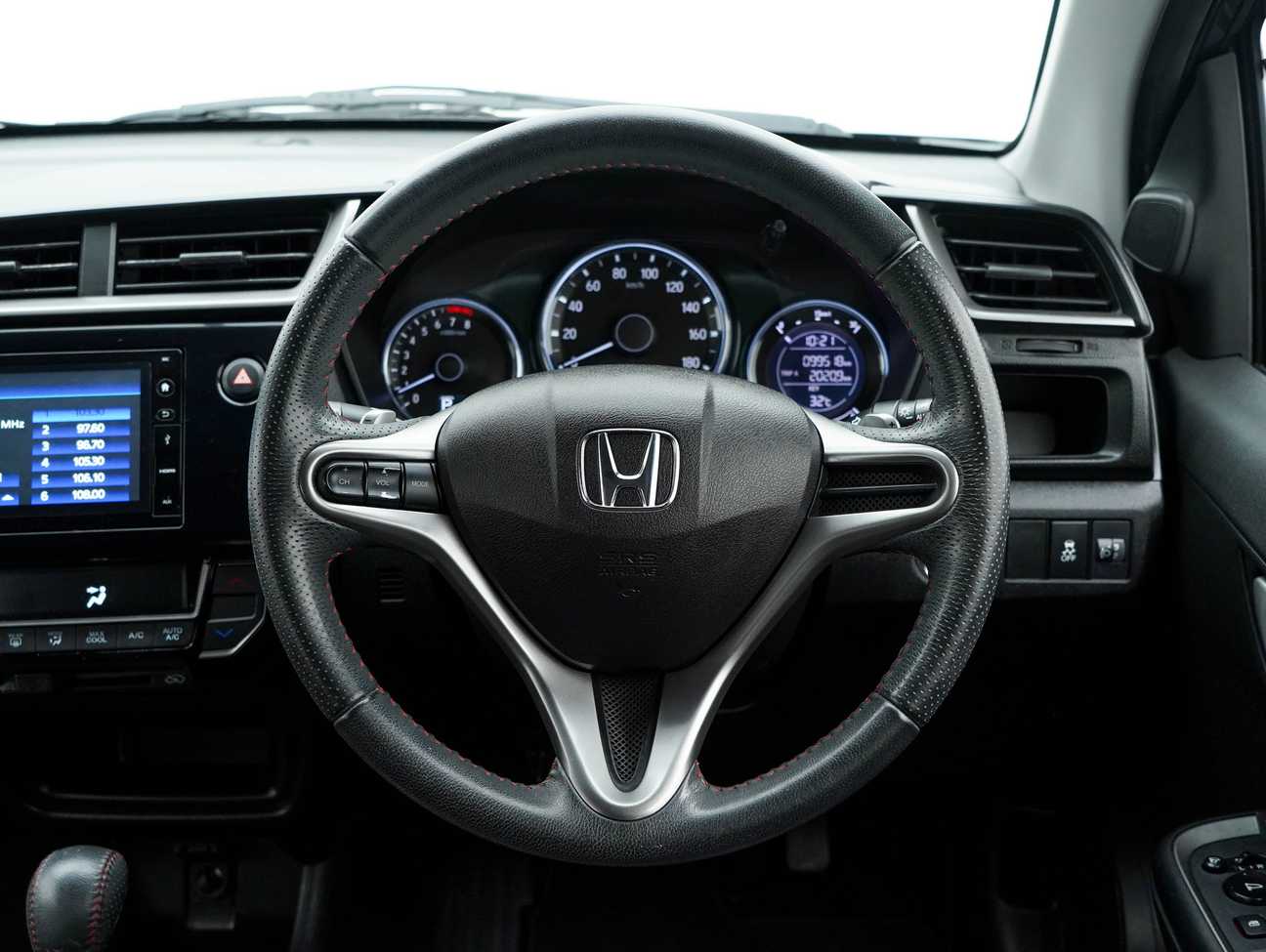 used 2021 Honda BR-V V 1.5