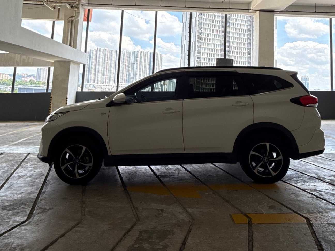 used 2020 Perodua Aruz AV 1.5