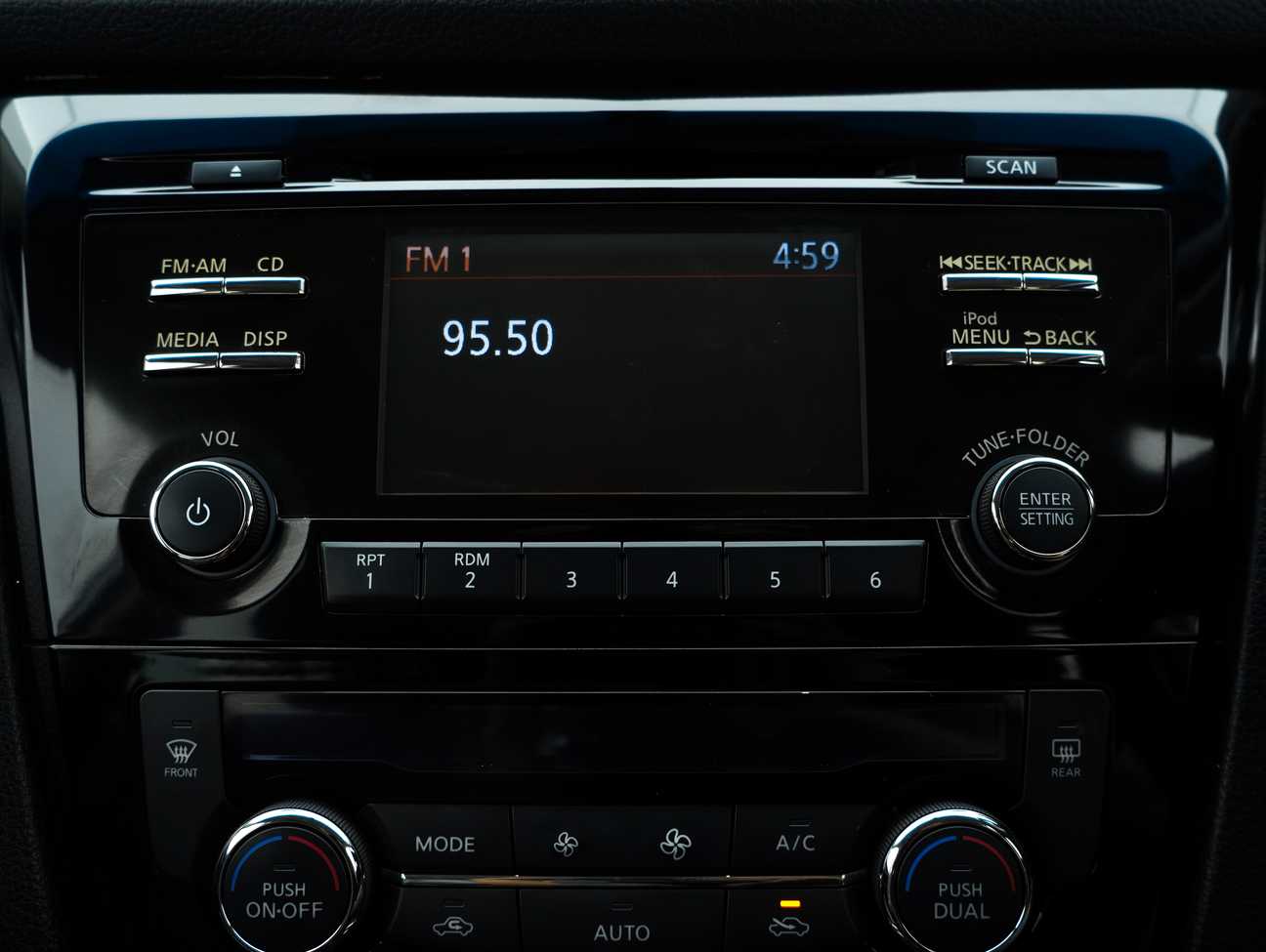 used 2015 Nissan X-Trail  2.0