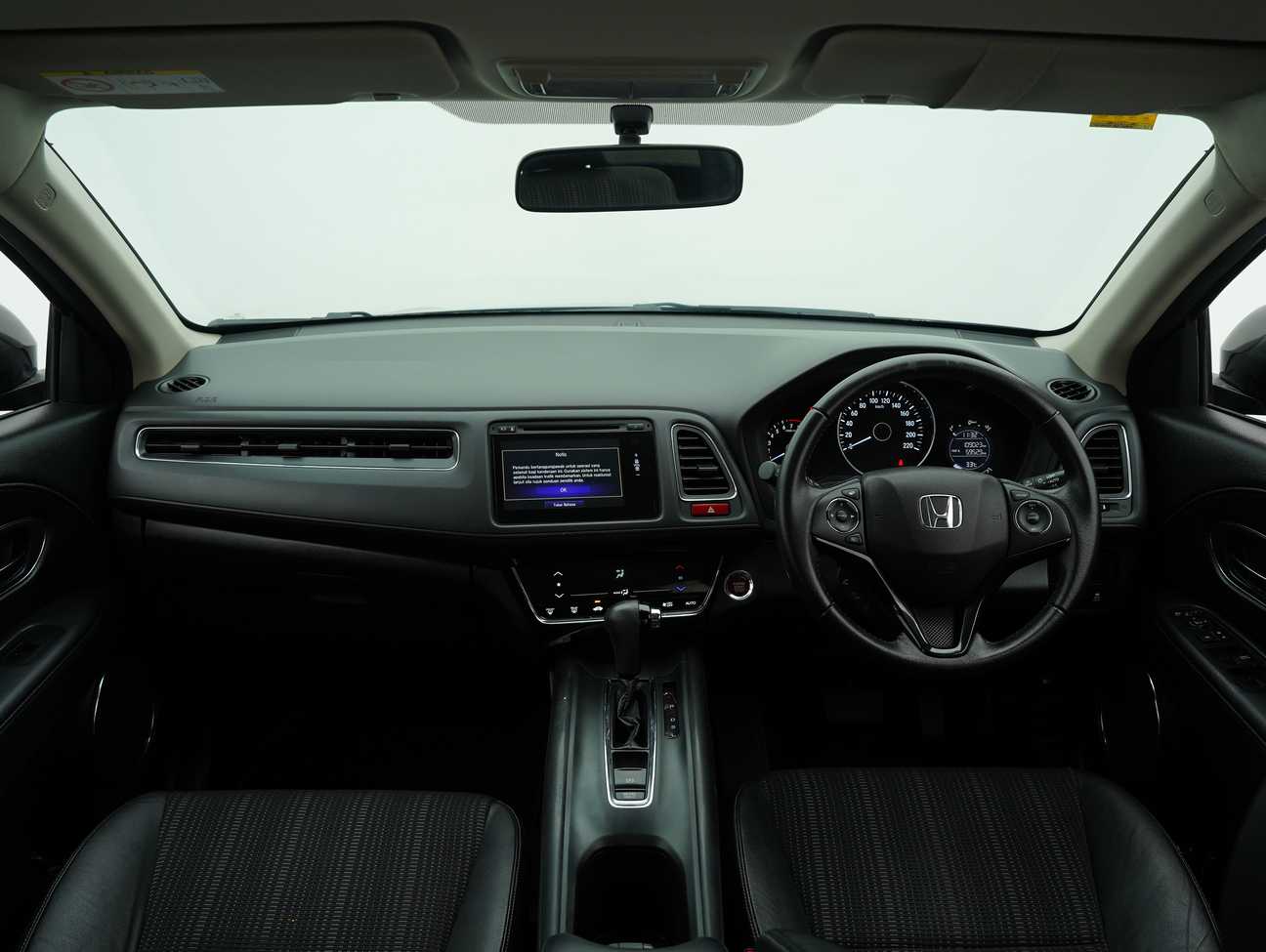 used 2015 Honda HR-V V 1.8