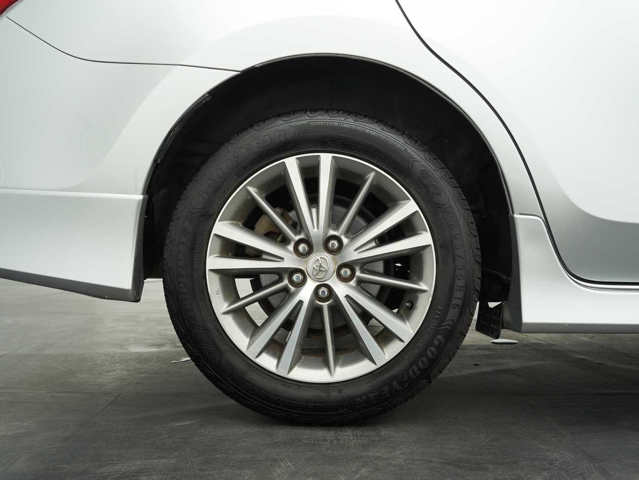 used 2016 Toyota COROLLA ALTIS G 1.8