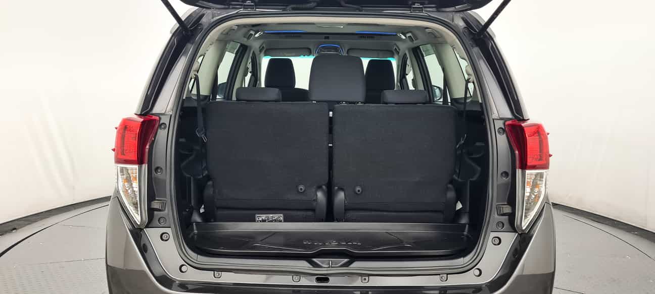 used 2017 Toyota INNOVA G 2.0