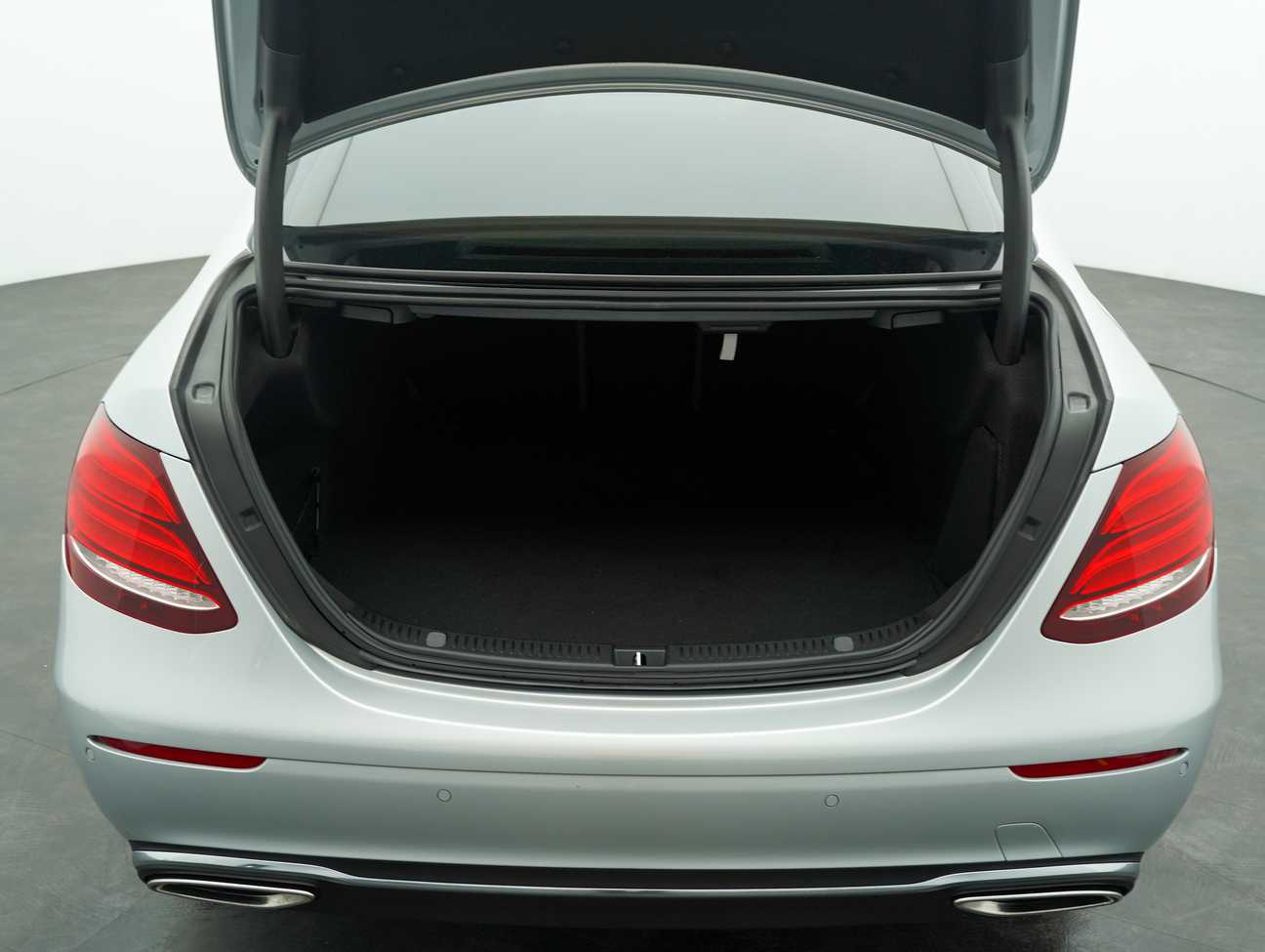 used 2019 Mercedes-Benz E300 Exclusive Line 2.0