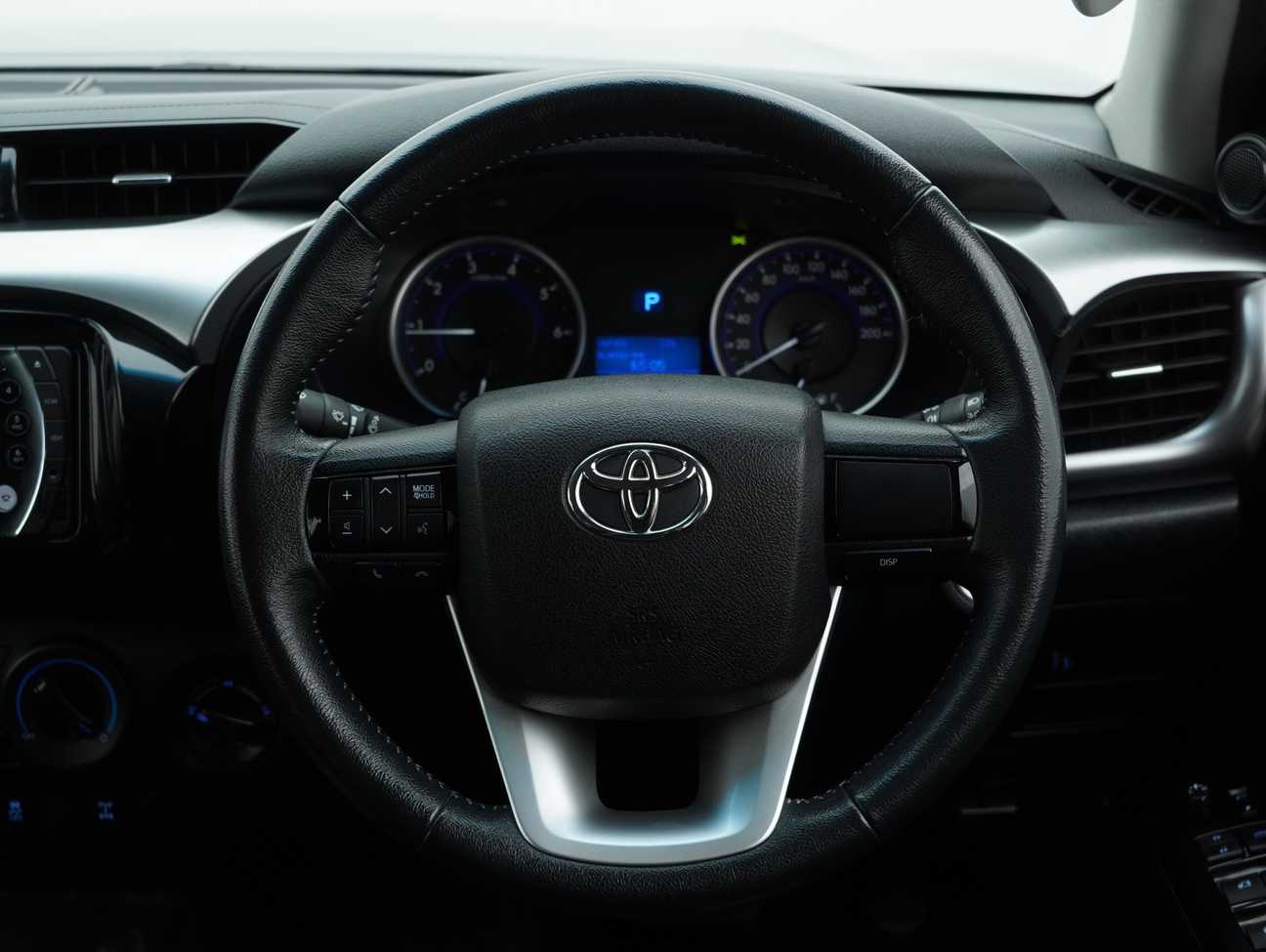 terpakai 2017 Toyota Hilux G Dual Cab 2.4