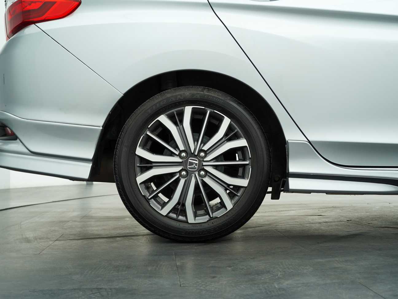 used 2019 Honda City V 1.5