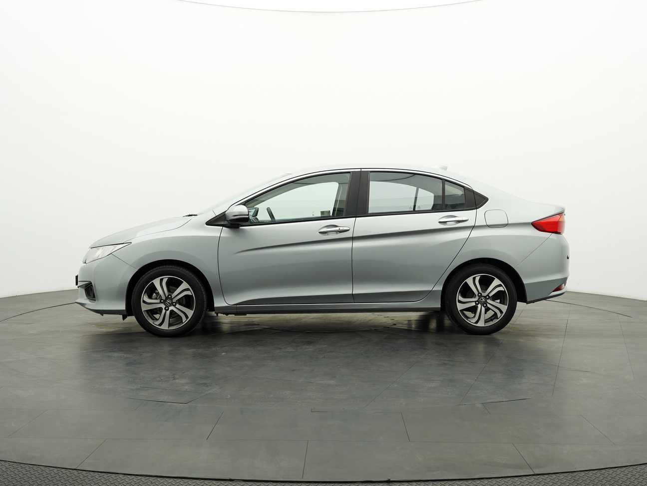 used 2014 Honda City V 1.5