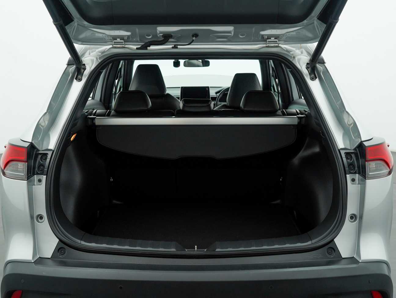 used 2022 Toyota Corolla Cross V 1.8