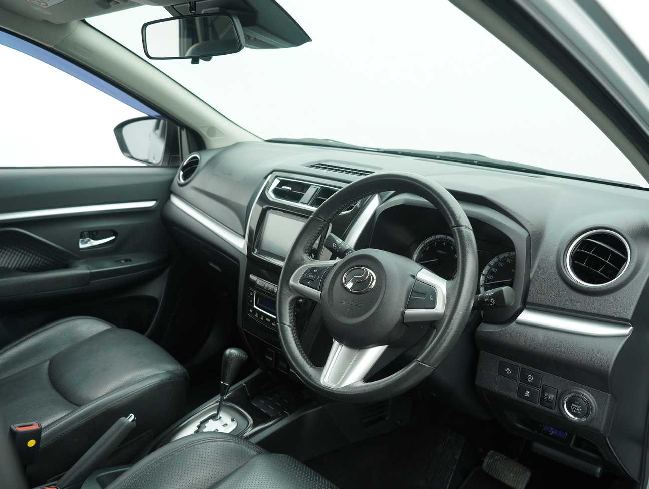 terpakai 2021 Perodua Aruz AV 1.5