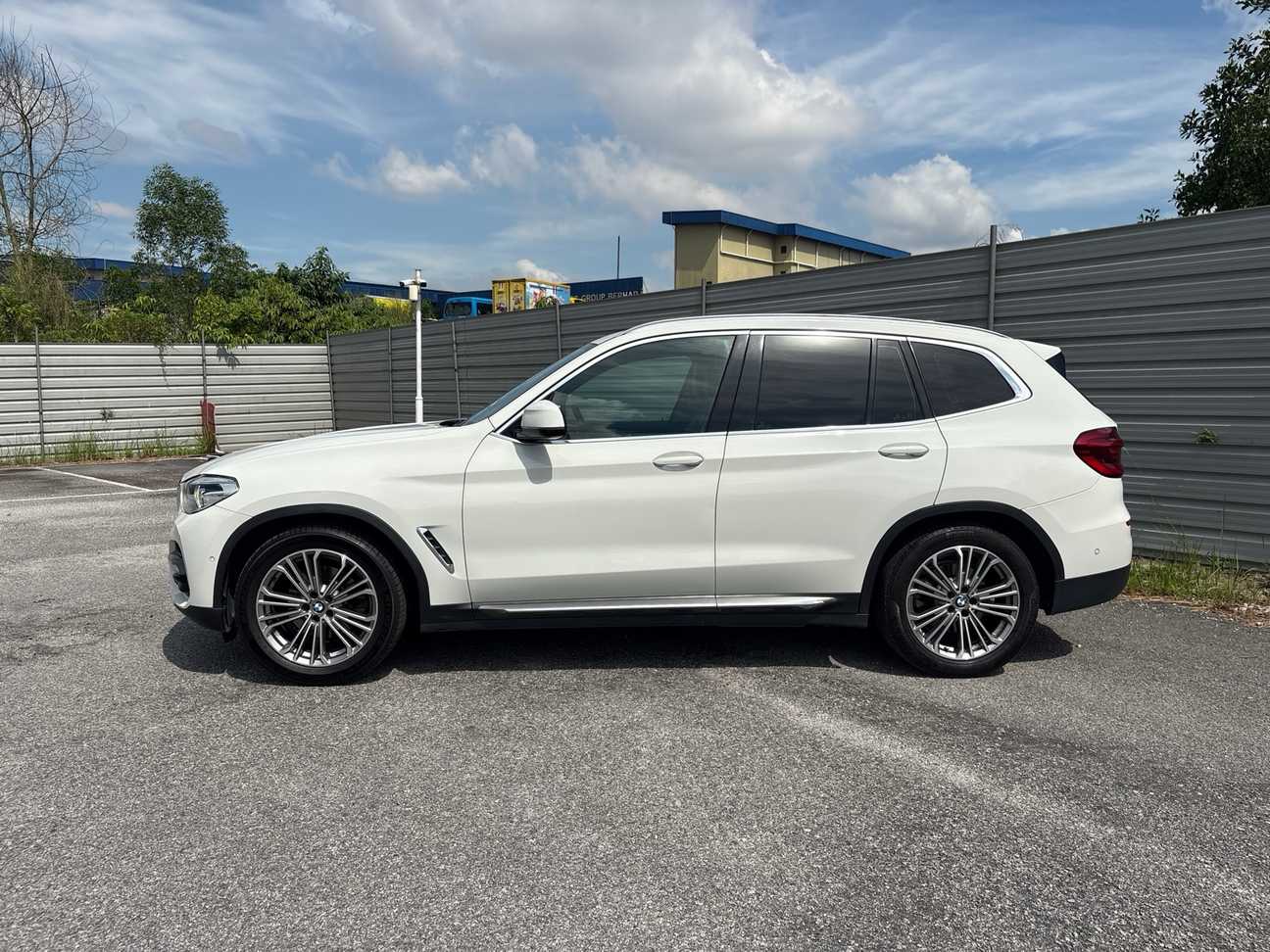 terpakai 2019 BMW X3 xDrive30i Luxury 2.0