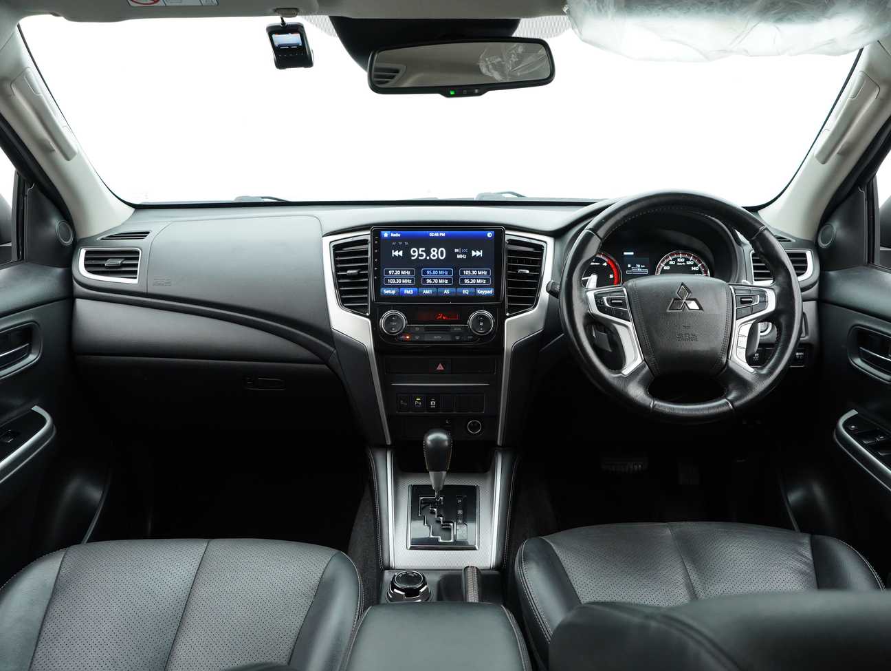 terpakai 2022 Mitsubishi Triton VGT Athlete Dual Cab 4X4 2.4