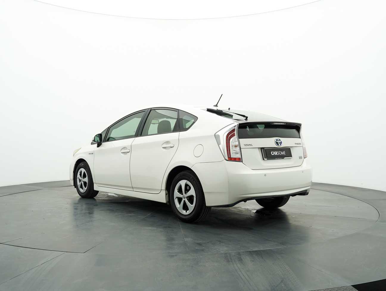 used 2012 Toyota PRIUS LUXURY (HYBRID) 1.8