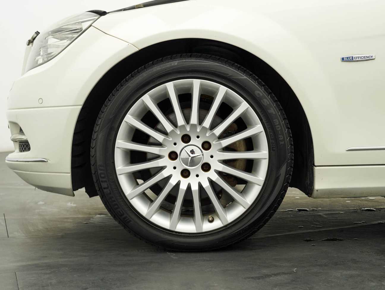 used 2011 Mercedes-Benz C250 Avantgarde CGI 1.8