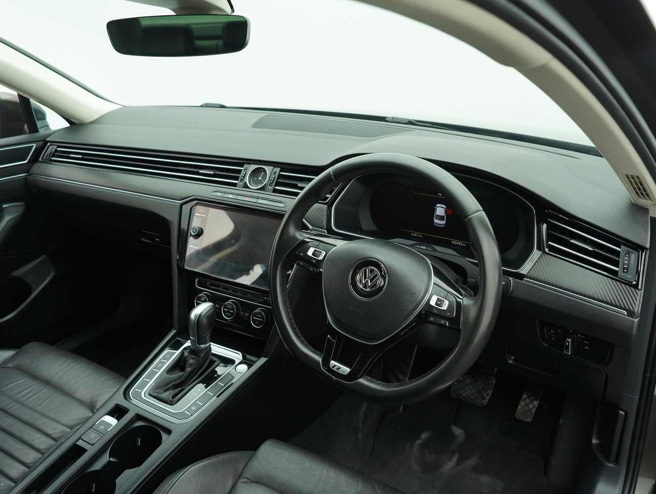 terpakai 2018 Volkswagen Passat TSI Highline 2.0