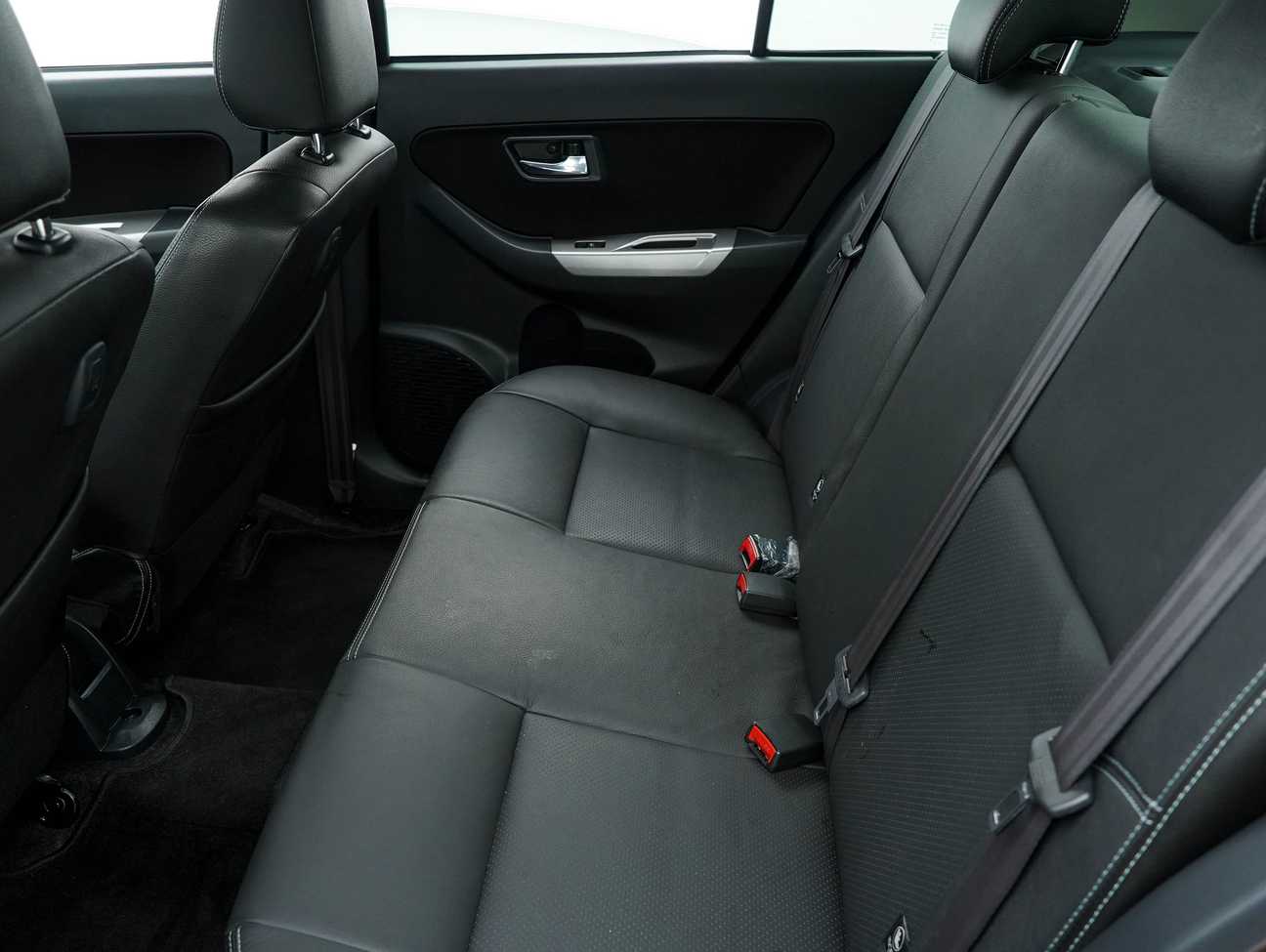 terpakai 2018 Perodua Bezza Advance 1.3