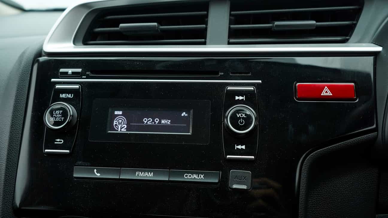 used 2016 Honda JAZZ E 1.5