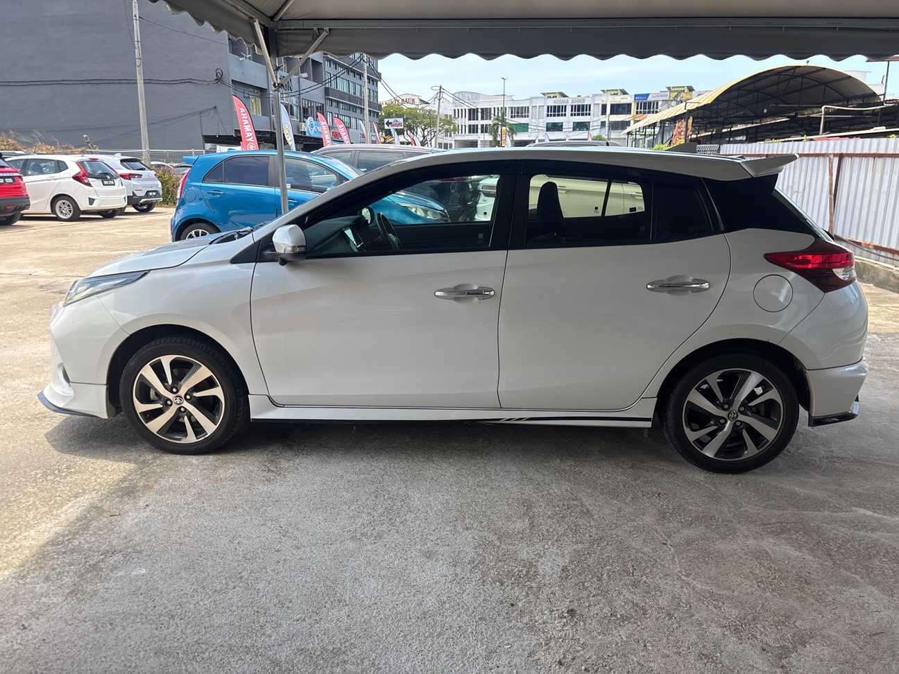 terpakai 2021 Toyota Yaris G 1.5