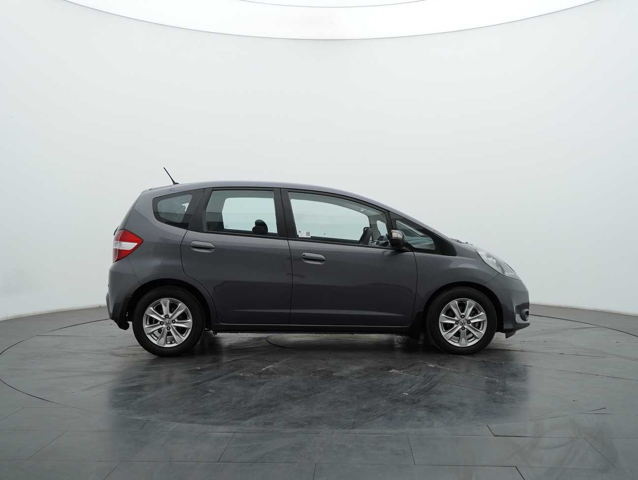 terpakai 2013 Honda Jazz  1.5