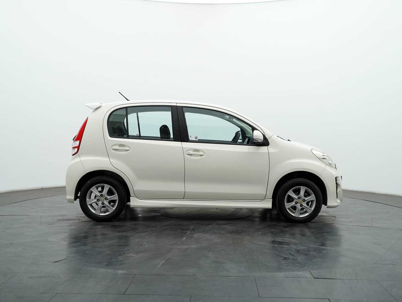 used 2013 Perodua Myvi EZi 1.3