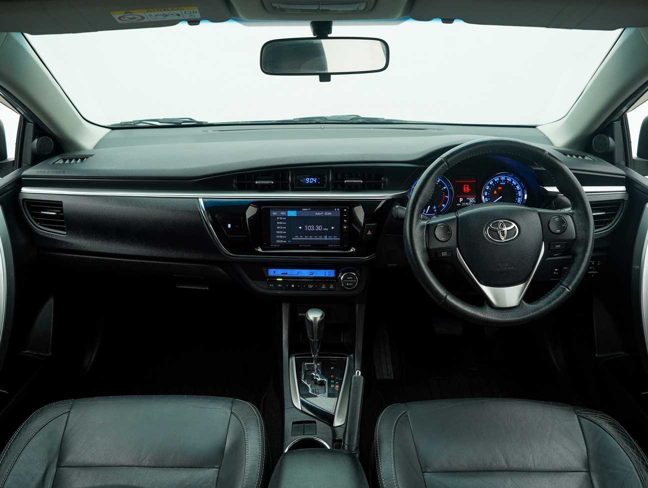 used 2015 Toyota Corolla Altis G 1.8