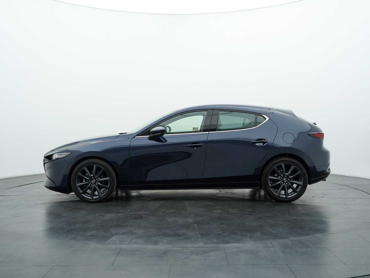 terpakai 2019 Mazda 3 SKYACTIV-G High Plus 2.0