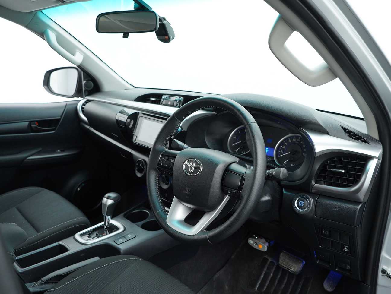 used 2020 Toyota Hilux G Dual Cab 2.4