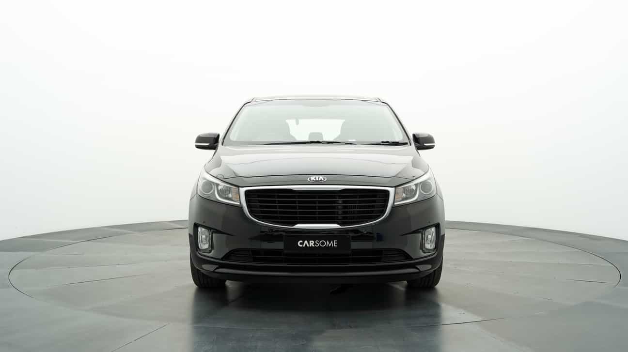 terpakai 2017 Kia CARNIVAL YP 2.2