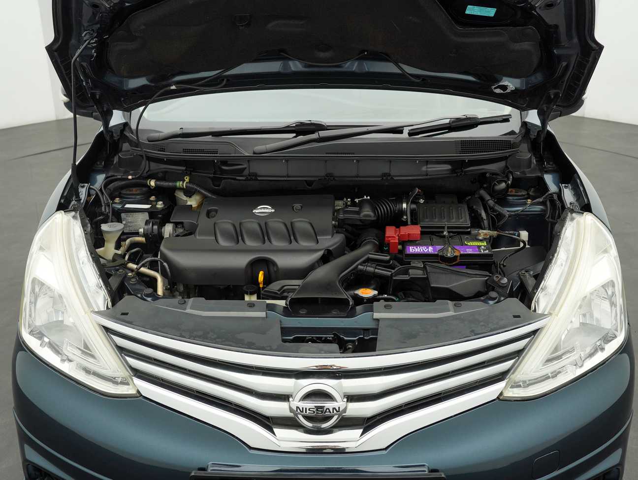 terpakai 2016 Nissan Grand Livina Comfort 1.8