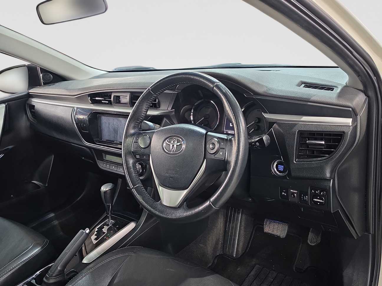 terpakai 2016 Toyota Corolla Altis G 1.8