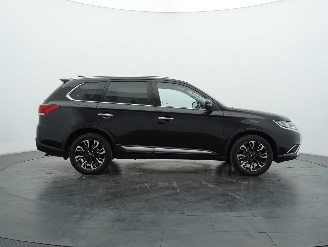 used 2019 Mitsubishi Outlander  2.4