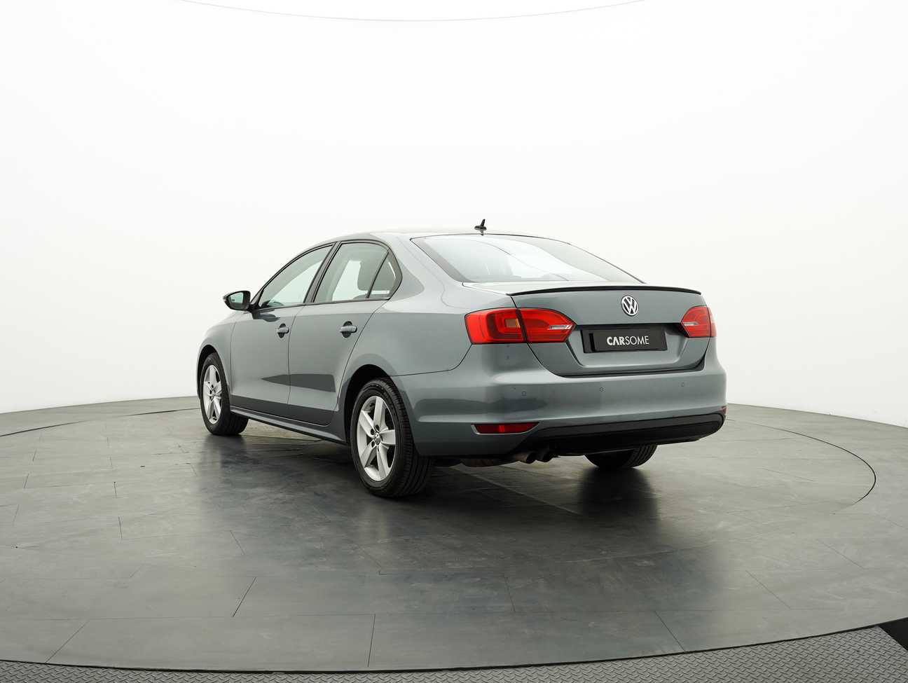 terpakai 2014 Volkswagen Jetta TSI 1.4