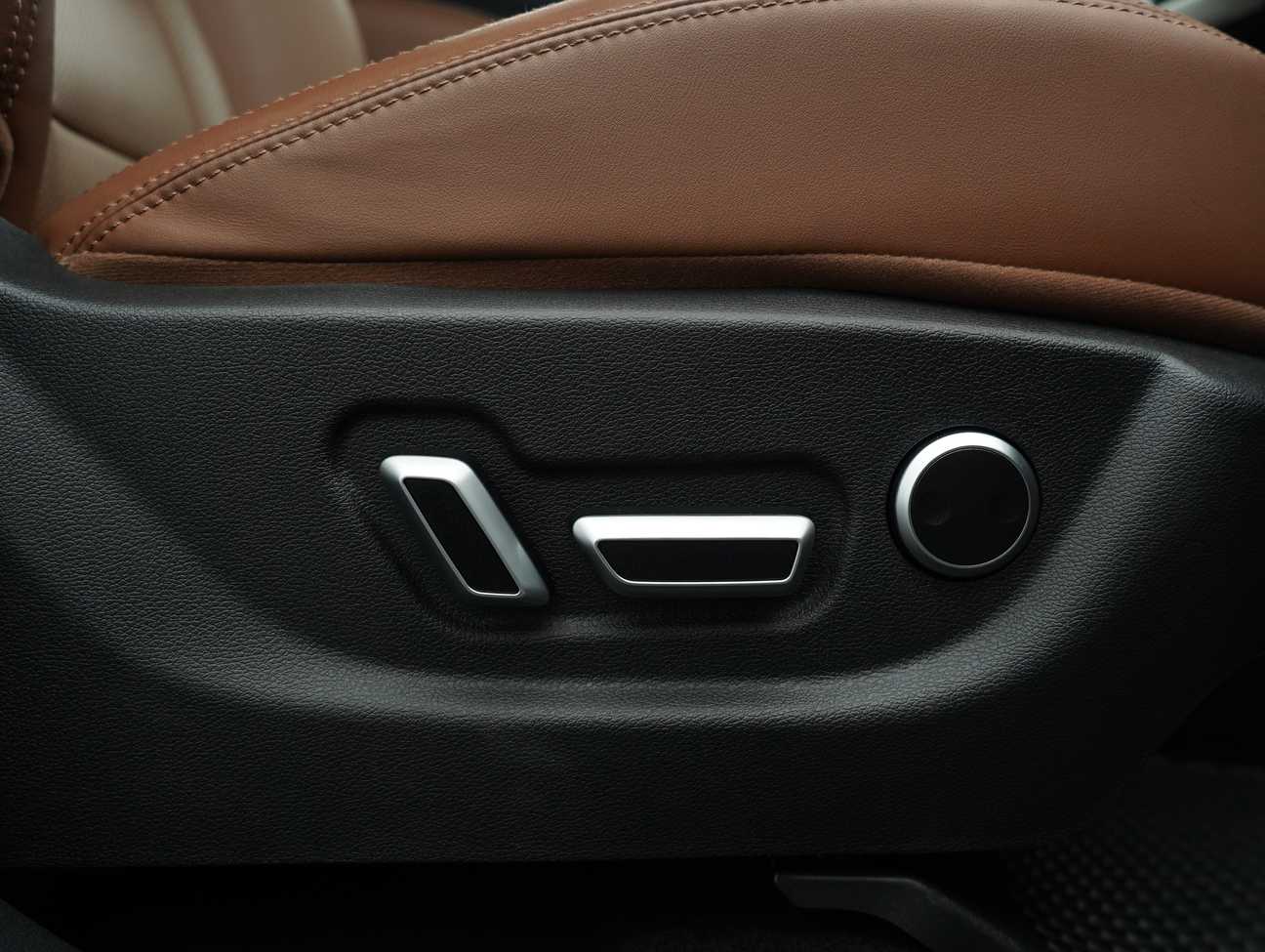 used 2020 Proton X70 TGDI Premium 1.8